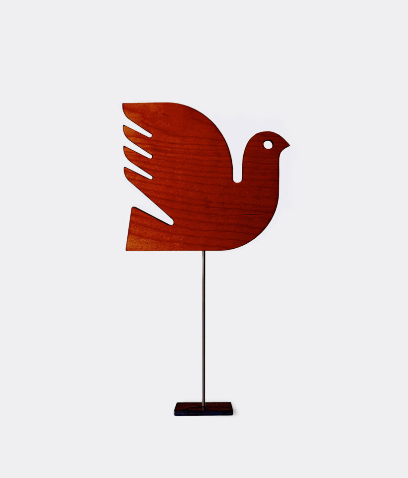 Dove by artist Patrick Murphy made from plywood